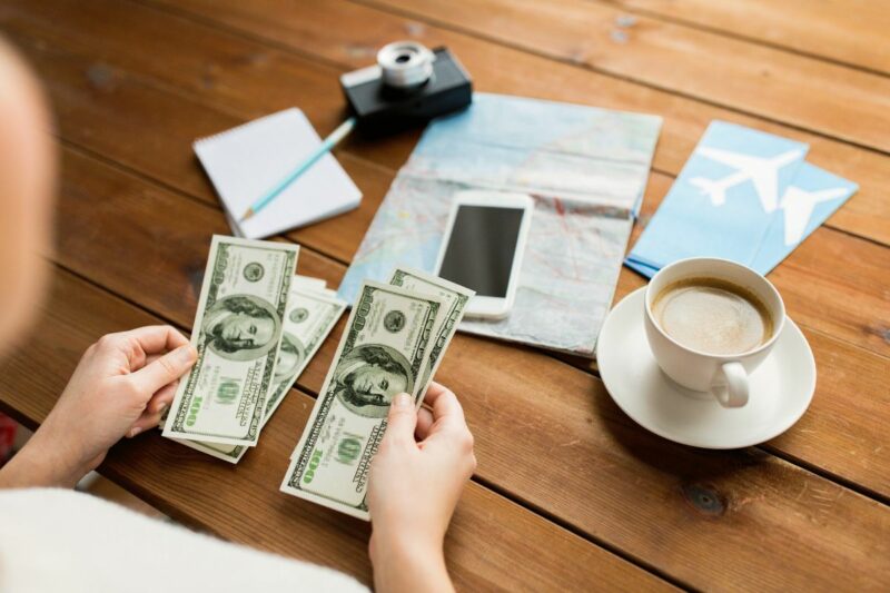 What are the Main Triggers to Stop Bad Spending Habits on Vacation?